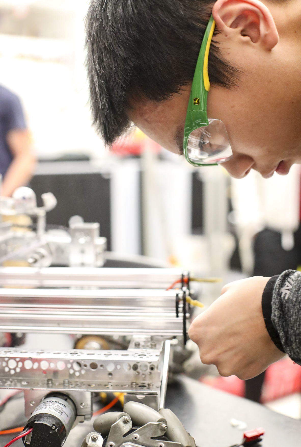 110118-robotics-008